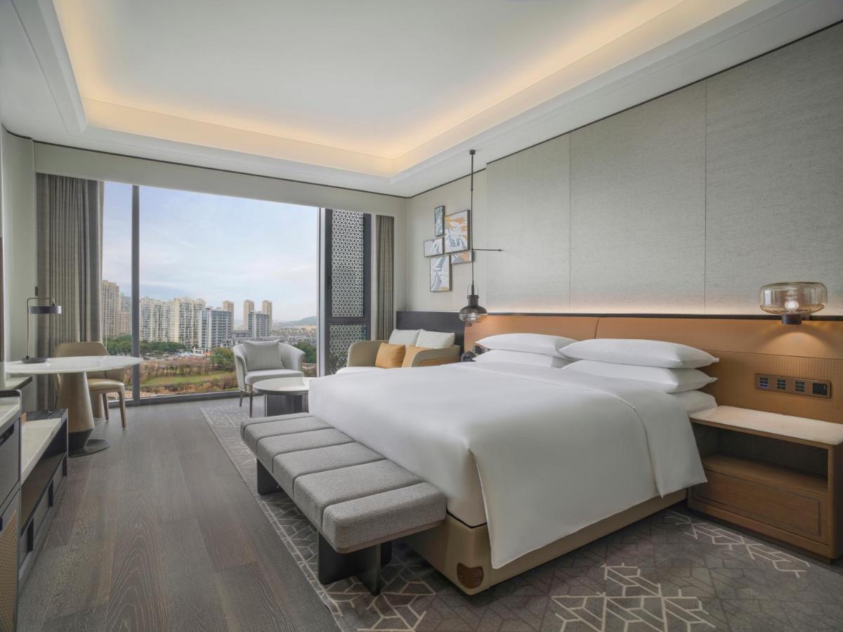 Sheraton Ninghai Hotel Bagian luar foto