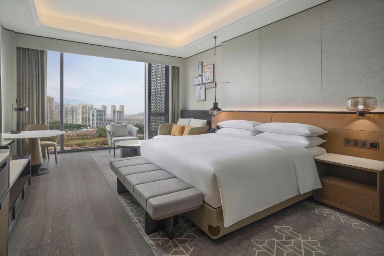 Sheraton Ninghai Hotel Bagian luar foto