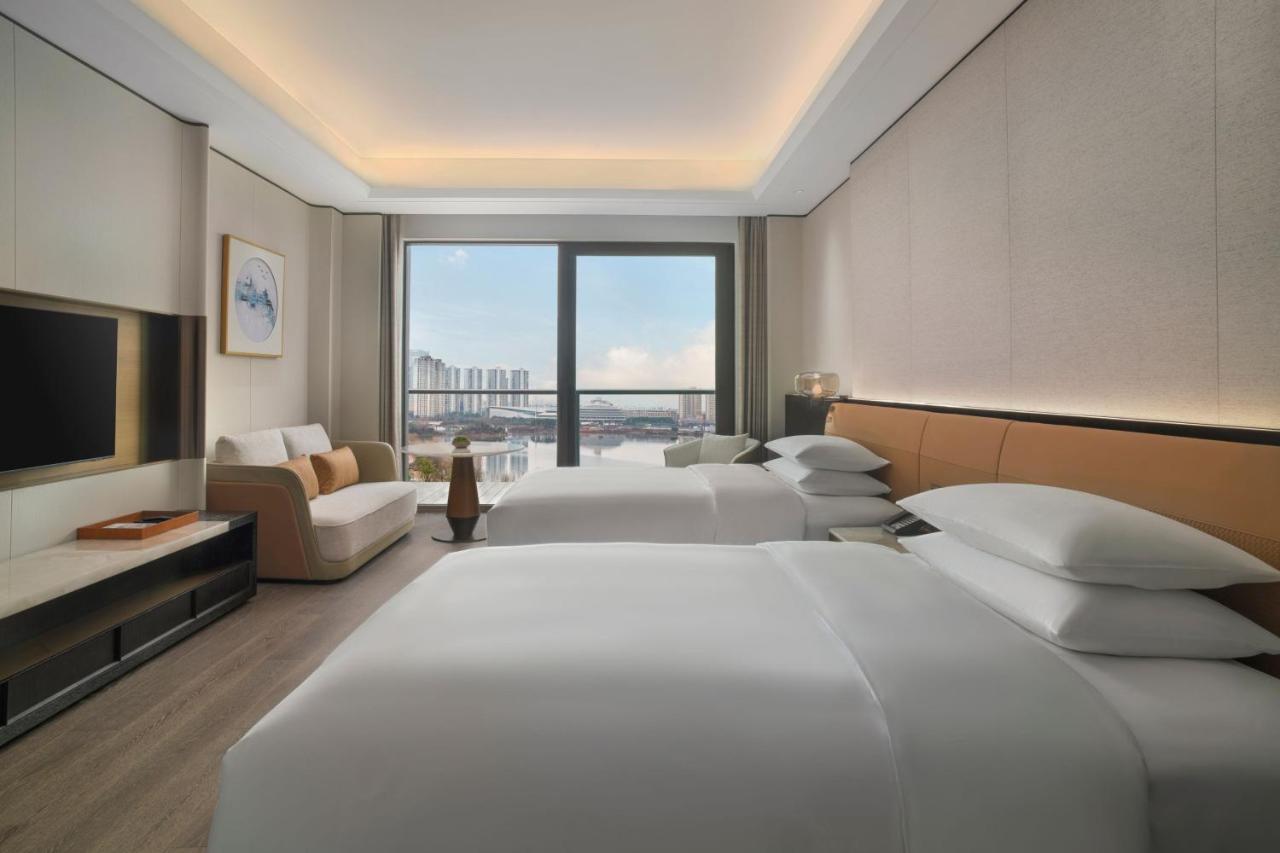 Sheraton Ninghai Hotel Bagian luar foto